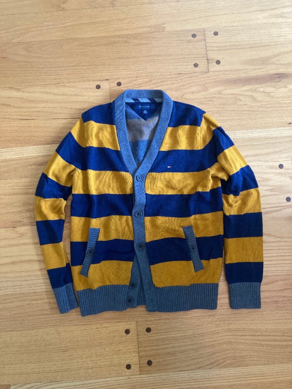 Tommy Hilfiger Cardigan Sweater Medium
